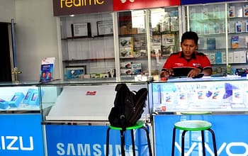 Komdigi Kaji Mekanisme Balik Nama HP Bekas, Seperti Jual Beli Motor